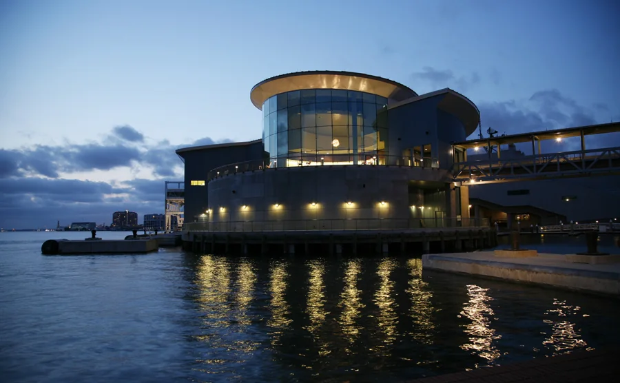 Nauticus — location photograph