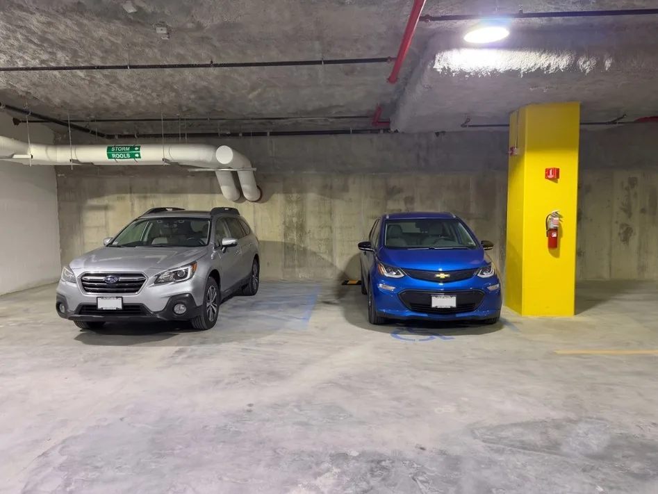A1 JFK Park — parking listing photograph