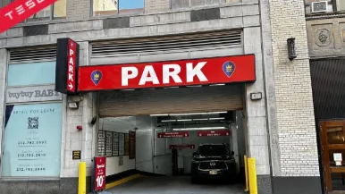 200 West Garage Corporation — parking listing photograph